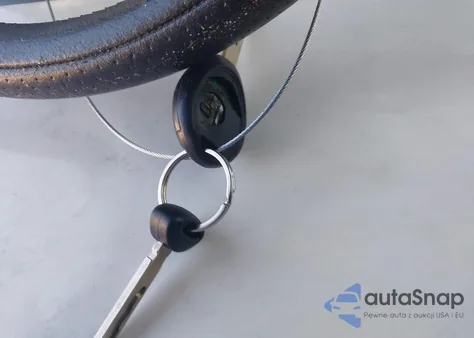 2004 Mini Cooper z USA, uszkodzony, nr VIN WMWRC33434TJ57246